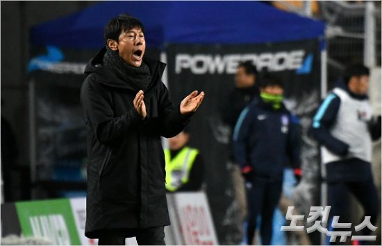 신태용 감독이 이끄는 축구대표팀은 오는 22일부터 2주간 터키 안탈리아에서 전지훈련을 소화한다. 이 기간 2~3차례 평가전을 치러 러시아월드컵에 함께 할 마지막 '옥석'을 가린다는 계획이다. 이한형기자