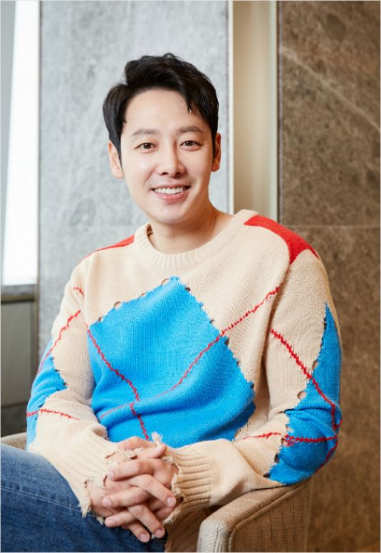 영화 '신과함께-죄와 벌'에서 김자홍 동생 수홍 역을 맡은 배우 김동욱. (사진=롯데엔터테인먼트 제공)