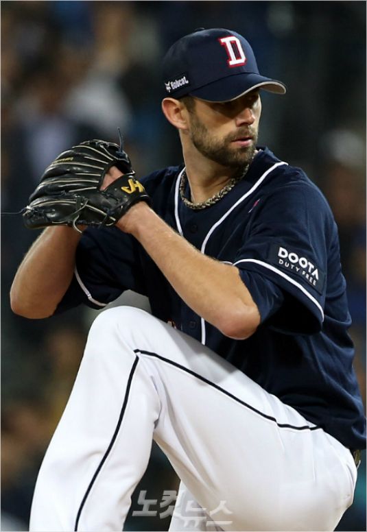 두산에서 7년 동안 뛰다 올해 kt로 이적하게 된 더스틴 니퍼트.(자료사진=황진환 기자)