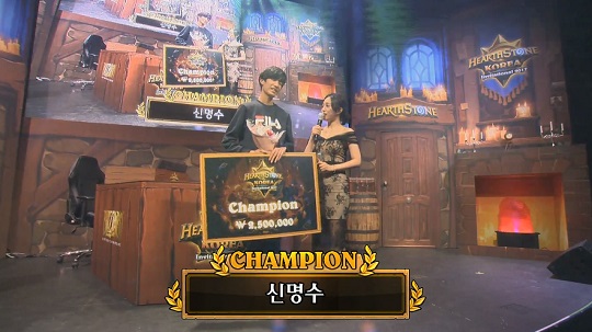 하스스톤 코리아 인비테이셔널에서 우승을 차지한 신명수. (사진=대회 중계 캡처)