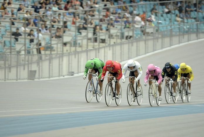 경륜선수들의 경기모습. (사진=경룬운영본부)