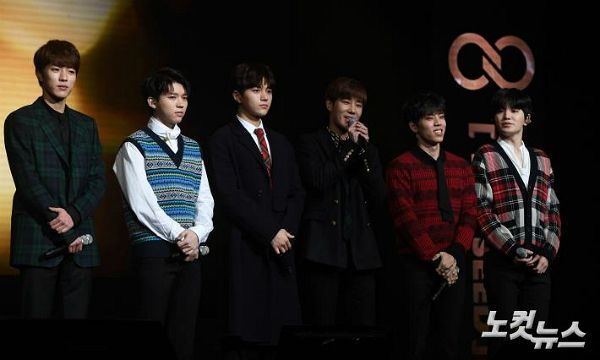 보이그룹 인피니트가 8일 오후 서울 용산구 블루스퀘어 아이마켓홀에서 열린 정규 3집 앨범 'TOP SEED' 쇼케이스에 참석해 인사말을 하고 있다.(사진=이한형 기자)