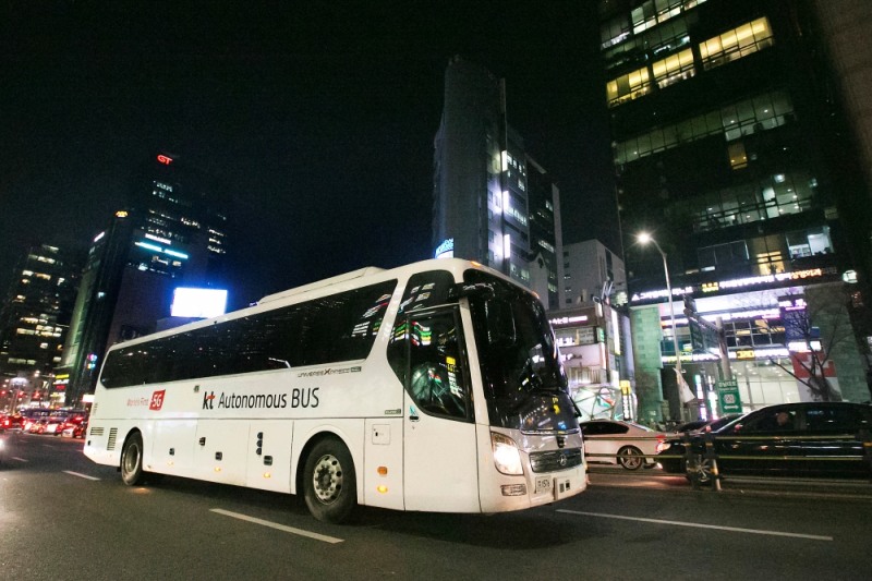 도심 대형버스 자율주행 (사진=KT)