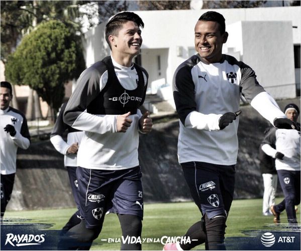 미국이 아닌 멕시코 대표팀 합류를 결정한 조나탄 곤잘레스(왼쪽). (사진=몬테레이 라야도스 트위터)