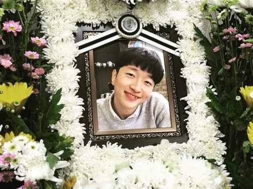 천국에서 온기 전달한 정성훈 씨(사진=부산연탄은행 제공)