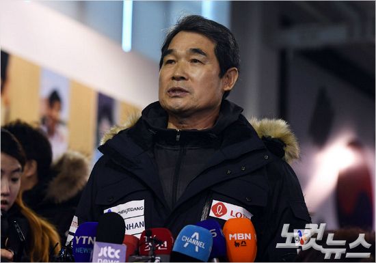 여홍철과 양학선 등 한국 체조의 여러 간판 선수를 길러낸 조성동 감독은 동계종목인 프리스타일 스키 에어리얼에서 새로운 메달 가능성을 확인했다. 황진환기자