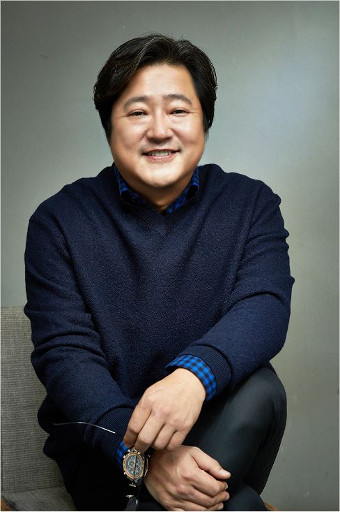 영화 '강철비'에서 청와대 외교안보수석 곽철우 역을 맡은 배우 곽도원. (사진=NEW 제공)