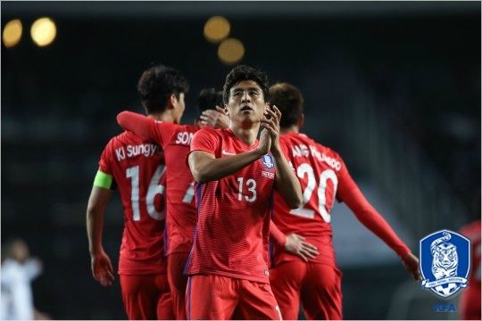 올 시즌 소속팀 사정상 수비적인 역할을 주로 맡았던 구자철이지만 공격 포지션에 배치되자 결승골을 넣으며 감독의 신뢰에 화답했다.(사진=대한축구협회 제공)