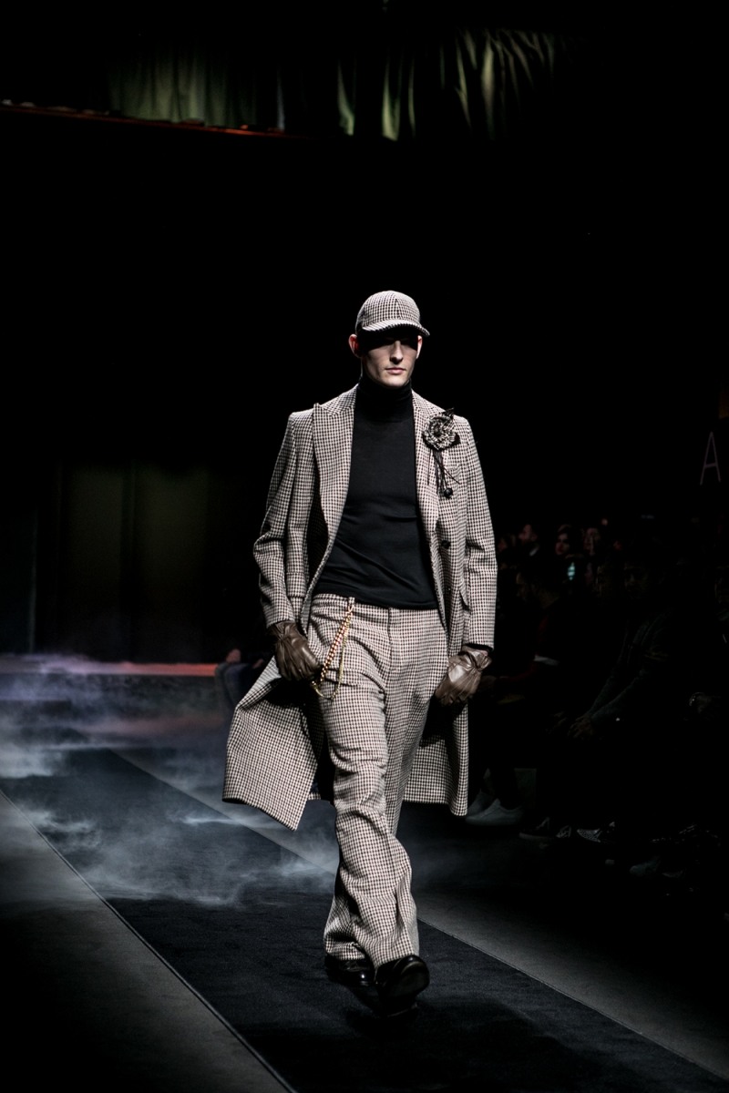 닥스, 2018 가을겨울 밀라노 남녀 통합 패션쇼 진행