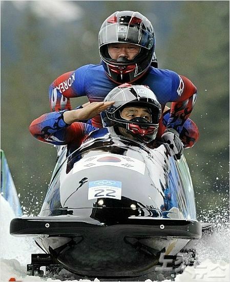 평창동계올림픽에서 봅슬레이를 비롯한 썰매 종목의 짜릿한 스피드 쾌감을 만끽할 수 있을 것으로 전망된다 (사진 제공=한국 봅슬레이의 전설 강광배 교수 제공)