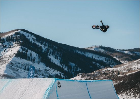 2018 평창 동계올림픽 정식 종목의 하나인 스노보드 빅 에어의 경기 모습.(사진=버튼 스노우보드 제공)