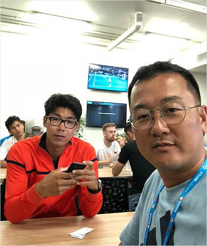 정현 선수와 손승리 코치 (사진=손승리 코치 제공)