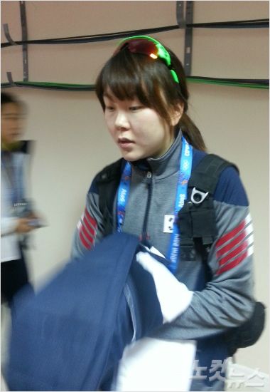 '좌절된 평창의 꿈' 스피드스케이팅 여자 대표팀 노선영은 평창동계올림픽을 앞두고 팀 추월 출전을 위해 구슬땀을 흘려왔지만 행정 상의 실수로 대회에 나서지 못할 위기에 놓였다. 사진은 소치올림픽 당시 모습.(자료사진=노컷뉴스DB)