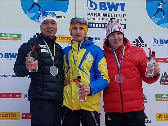 한국 동계패럴림픽 출전 역사상 최초의 금메달을 노리는 신의현은 2018 평창 동계패럴림픽을 앞두고 출전한 월드컵에서 은메달을 목에 걸며 기대감을 높였다.(사진=창성건설 장애인스키팀 제공)