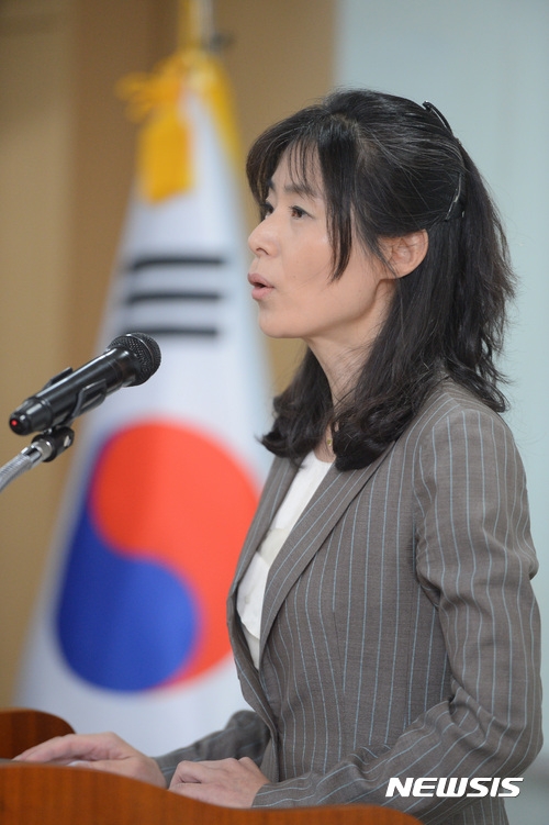 김외숙 법제처장(사진=뉴시스)