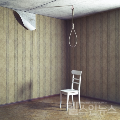 건강보험 보장성 강화 및 자살예방정책에 정부역량 모은다.