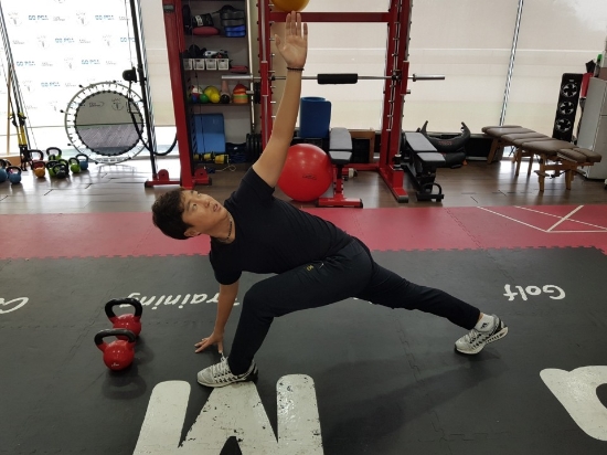 체력 훈련을 하고 있는 변진재. 사진=KPGA