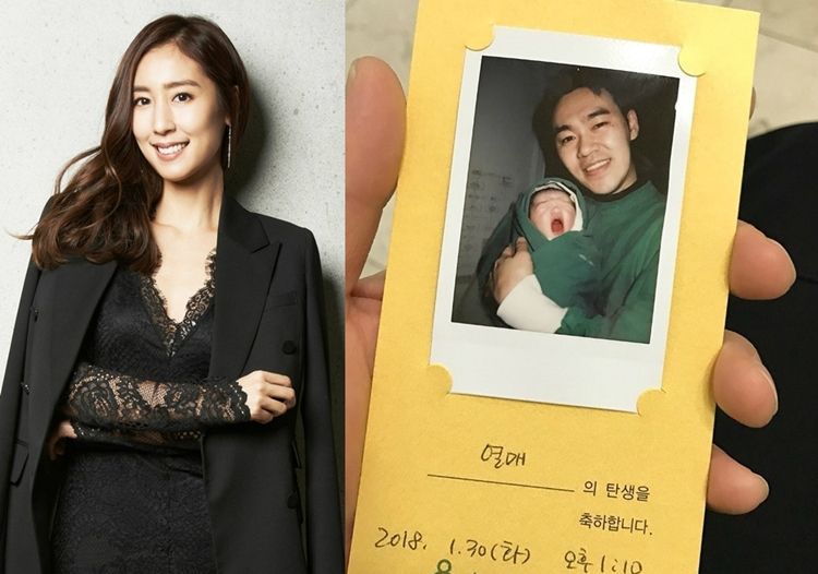 배우 오주은이 둘째를 출산했다. 남편 문용현이 갓 태어난 아이를 안고 웃고 있는 모습 (사진=디에이와이 엔터테인먼트 제공)