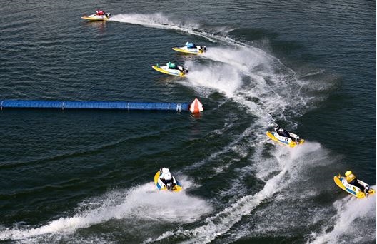 경정선수들의 경기 모습. (사진=경졍운영본부)