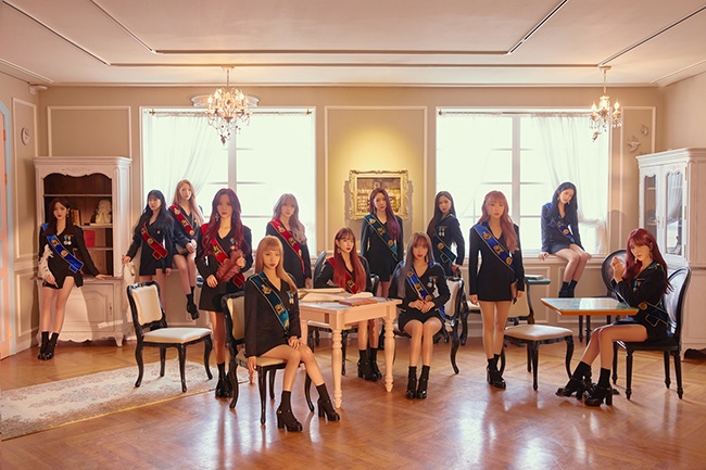 컴백앞둔 우주소녀, ‘마법학교’ 단체 컨셉트 포토 공개…꿈을 현실로