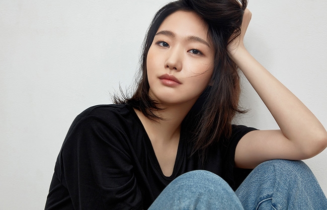 은교 배우 김고은, 글로벌 패션 브랜드 모델로 전격 발탁