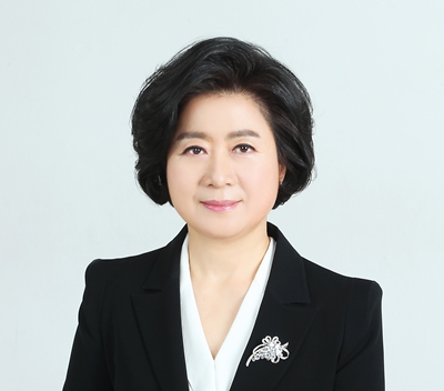 부산 수영구청장 출마를 선언한 한선심 이사장.(사진=한선심 캠프)