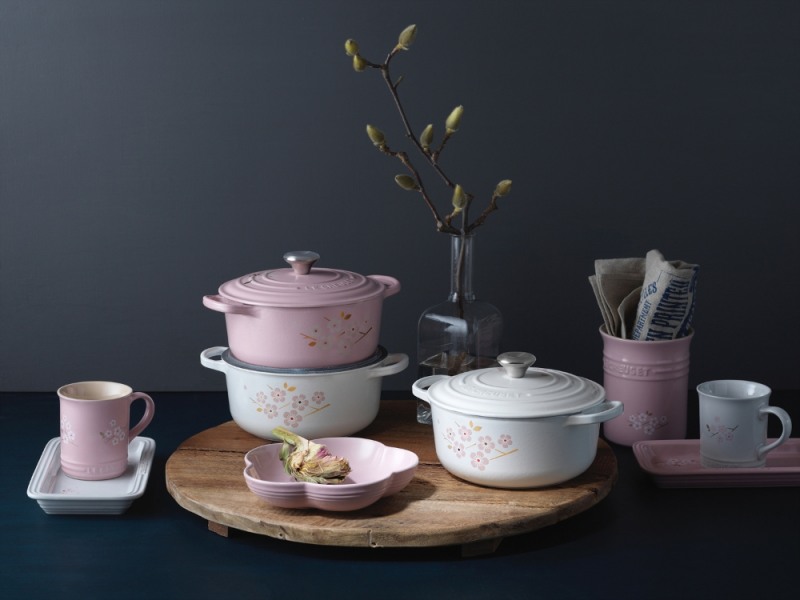 르크루제 ‘체리 블라썸’ 시즌2 출시