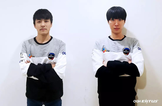 '메타몽' 김보현(왼쪽)과 '인디고' 설도현. (사진=OGN 엔투스 SNS 발췌)