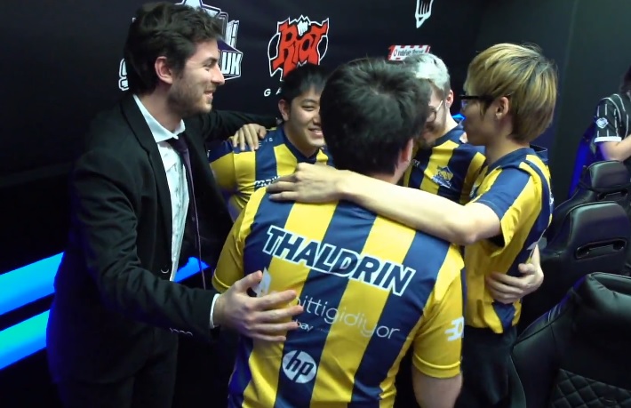 1907 페네르바체 e스포츠가 슈퍼매시브 e스포츠에게 2패째를 안겼다(사진=유튜브 화면 캡처).