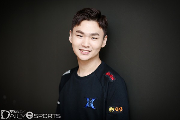 [People] Kingzone 'GorillA' Beom-hyeon Kang "No More Regrets for the Year of the Golden Dog"