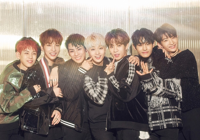 레인즈, 日 ‘SHAKE YOU UP’ 팬미팅 개최…스페셜 무대 최초 공개