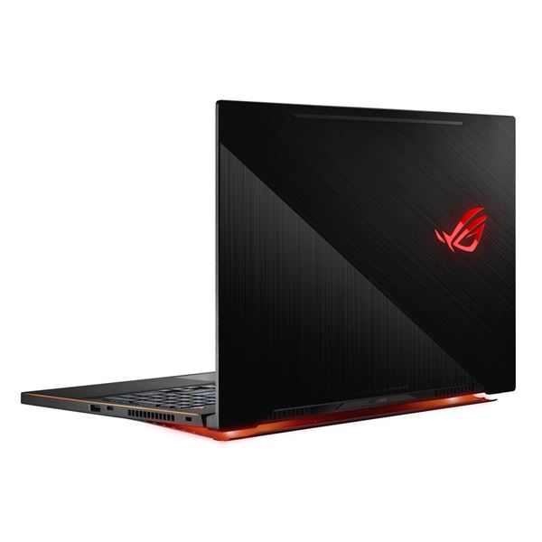 성능과 휴대성을 겸비한 게이밍 노트북 ROG 제피러스 GM501.