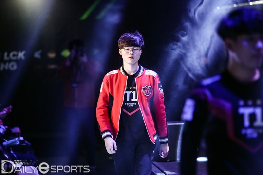 무너진 SK텔레콤, '봄의 제왕' 대기록도 깨졌다