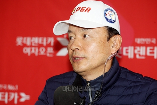현장 브리핑 중인 최진하 경기위원장. 제주=마니아리포트 김상민 기자