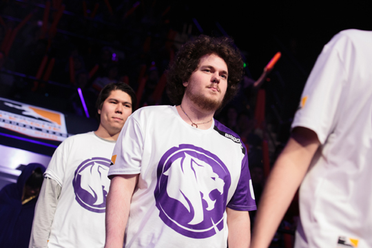 상하이에 4대0 승리를 거둔 LA 글래디에이터즈.(사진=블리자드 제공)