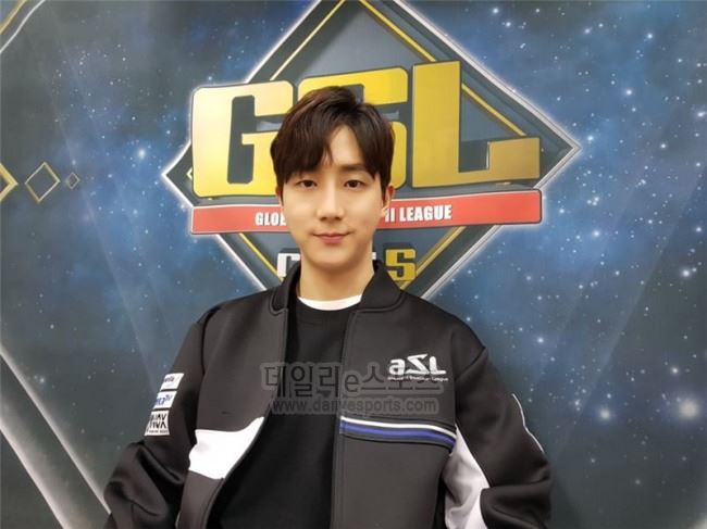 '폭군' 이제동, 저그 틈에서 살아 남을까