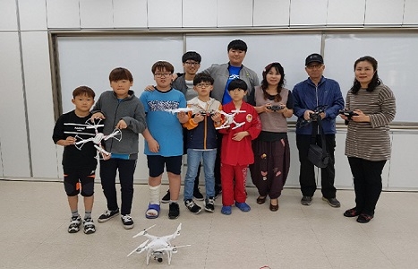 '날아라 드론!!' 재능기부 수업 '눈길'