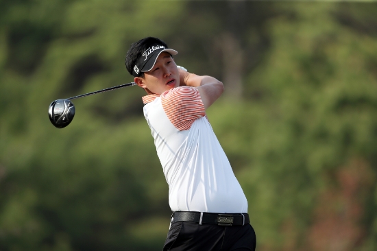 양지호가 드라이버 샷을 날리고 있다. 사진=KPGA 제공