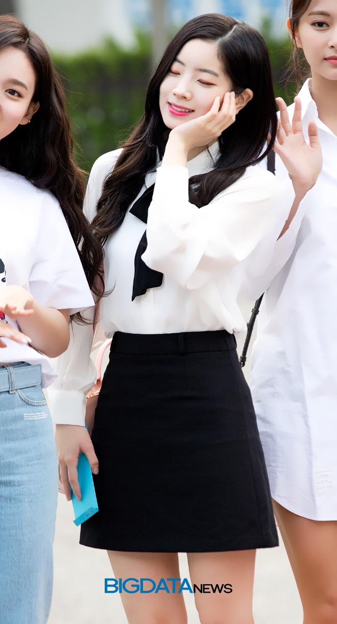트와이스 다현, KBS '뮤직뱅크' 리허설 출근길