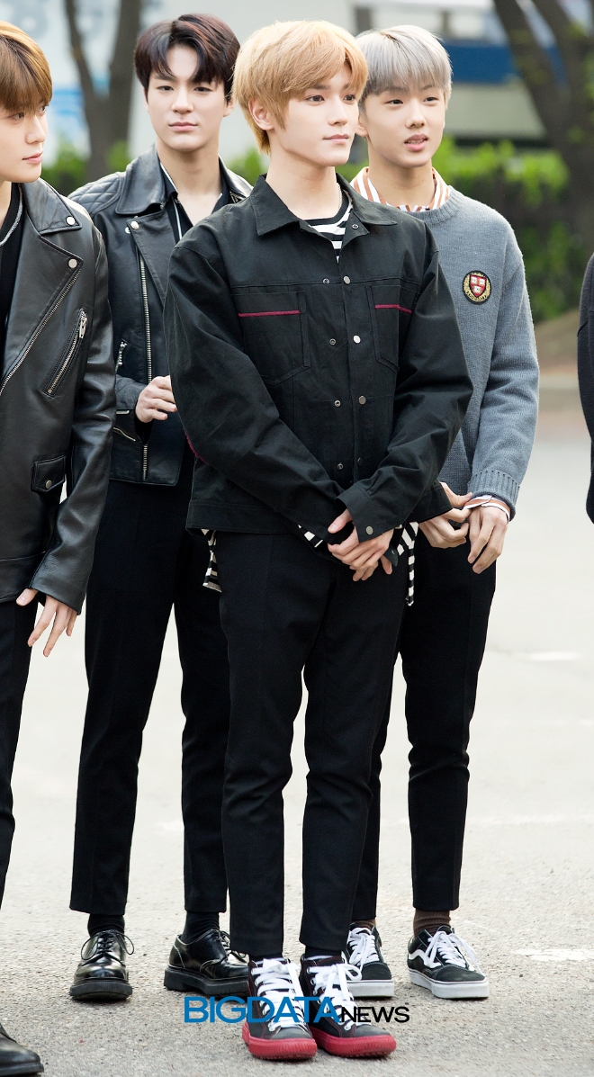 NCT 2018 태용, '뮤직뱅크' 출근길 현장