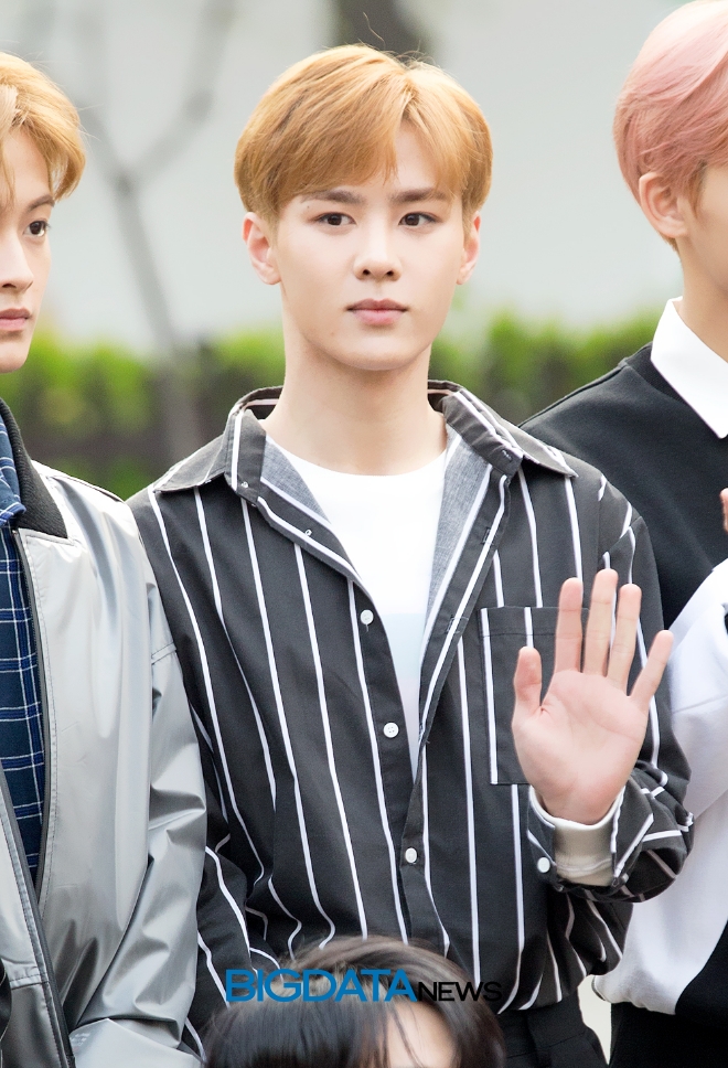 NCT 2018 쿤, '뮤직뱅크' 출근길 현장