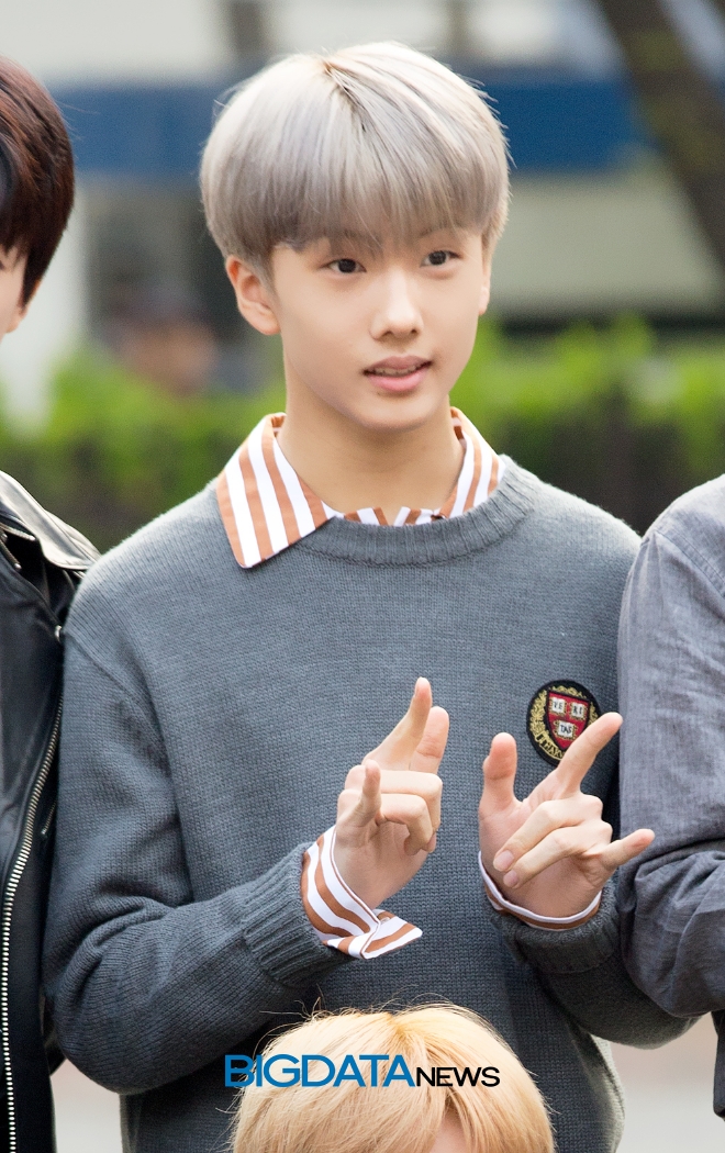 NCT 2018 지성, '뮤직뱅크' 출근길 현장