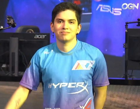 레인보우7의 미드 라이너 'Seiya' 에드가 브라카몬테스(사진=네이버 생중계 화면 캡처).