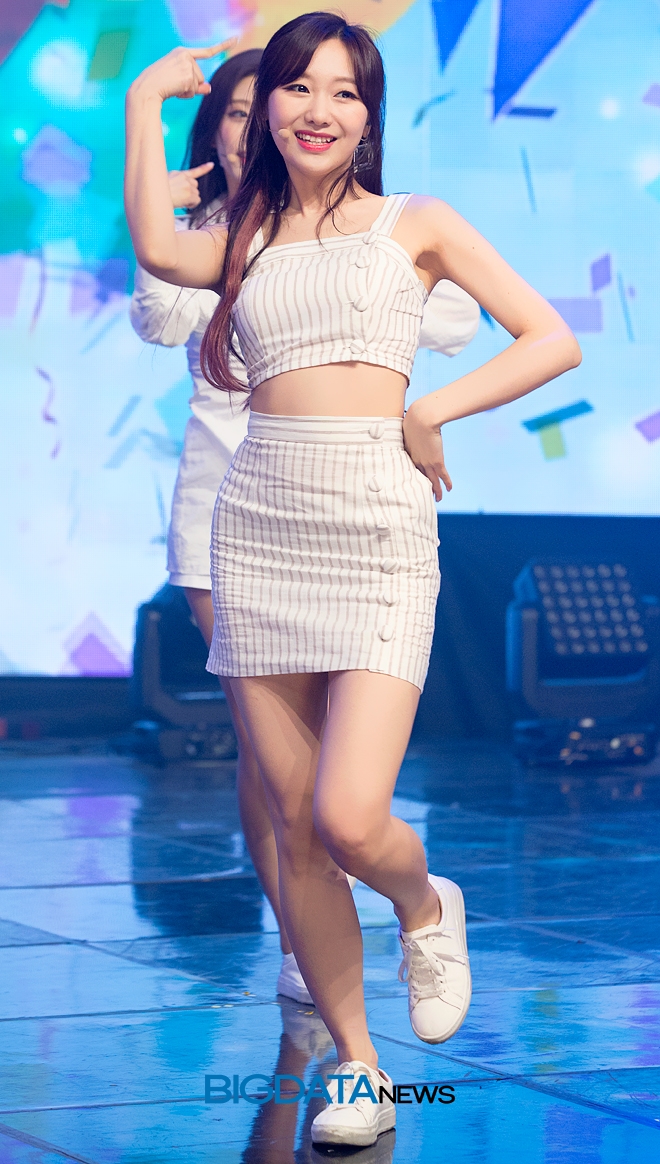 러블리즈 류수정, 심플리케이팝 'Simply K-POP' 현장