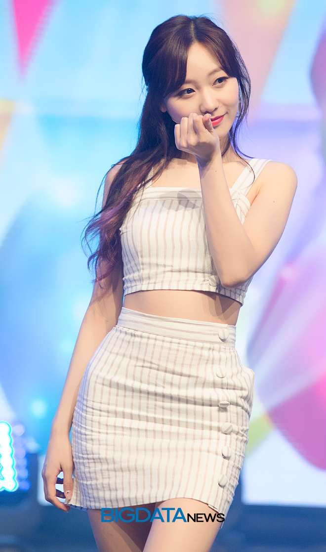 러블리즈 류수정, 심플리케이팝 'Simply K-POP' 현장