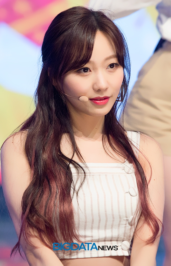 러블리즈 류수정, 심플리케이팝 'Simply K-POP' 현장