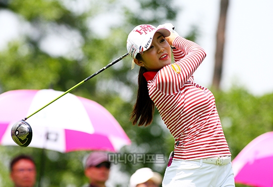 배선우, 다이토켄다쿠 1타 차 공동 2위...이보미 3연속 톱10