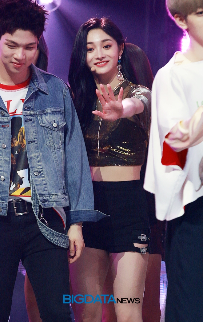 프리스틴V 결경, MBC MUSIC '쇼 챔피언' 생방송 현장