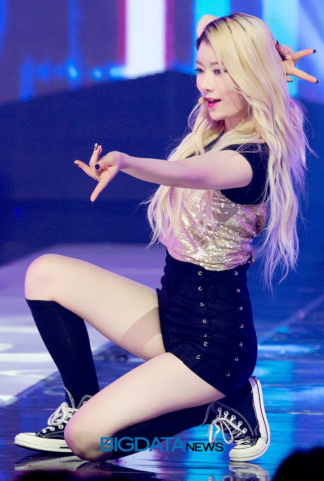 프리스틴V 레나, MBC MUSIC '쇼 챔피언' 생방송 현장