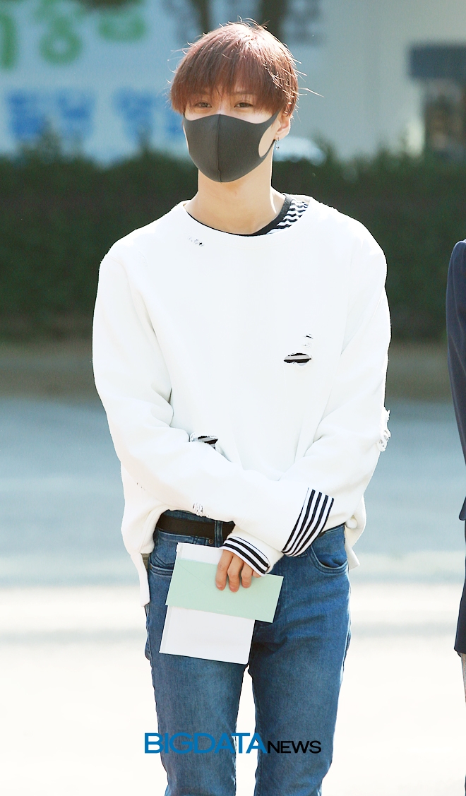 샤이니 태민, 뮤직뱅크 출근길 현장